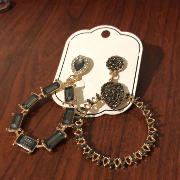 Super petty Clip On Earrings!! - Picture 3 of 3